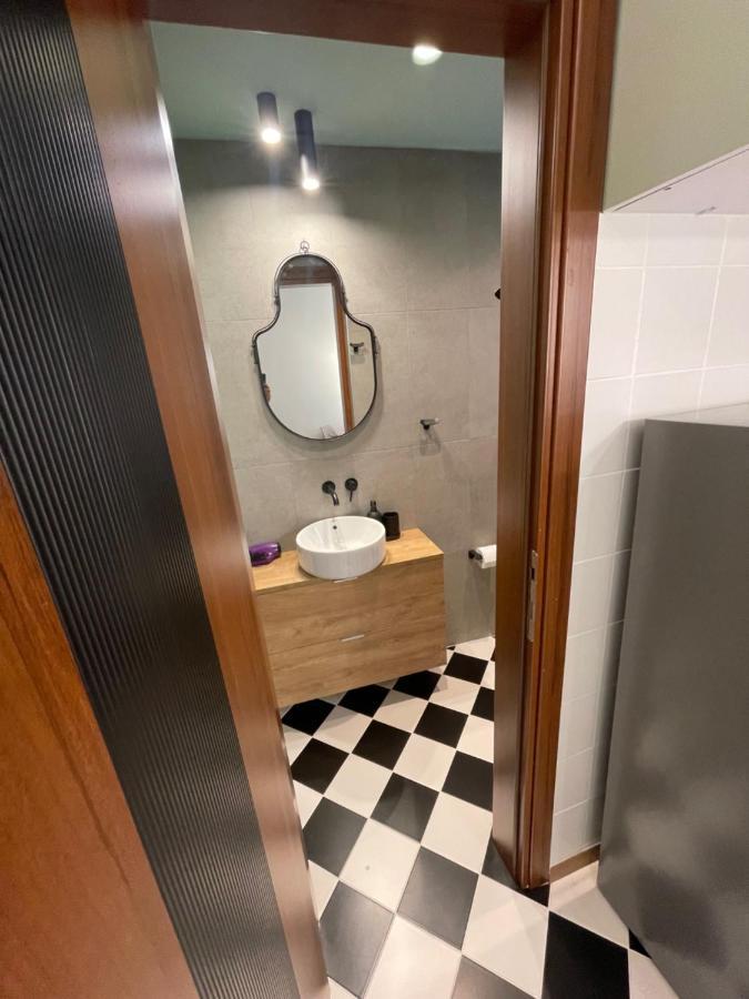 Roua Mat Apartamento Tessalónica Exterior foto