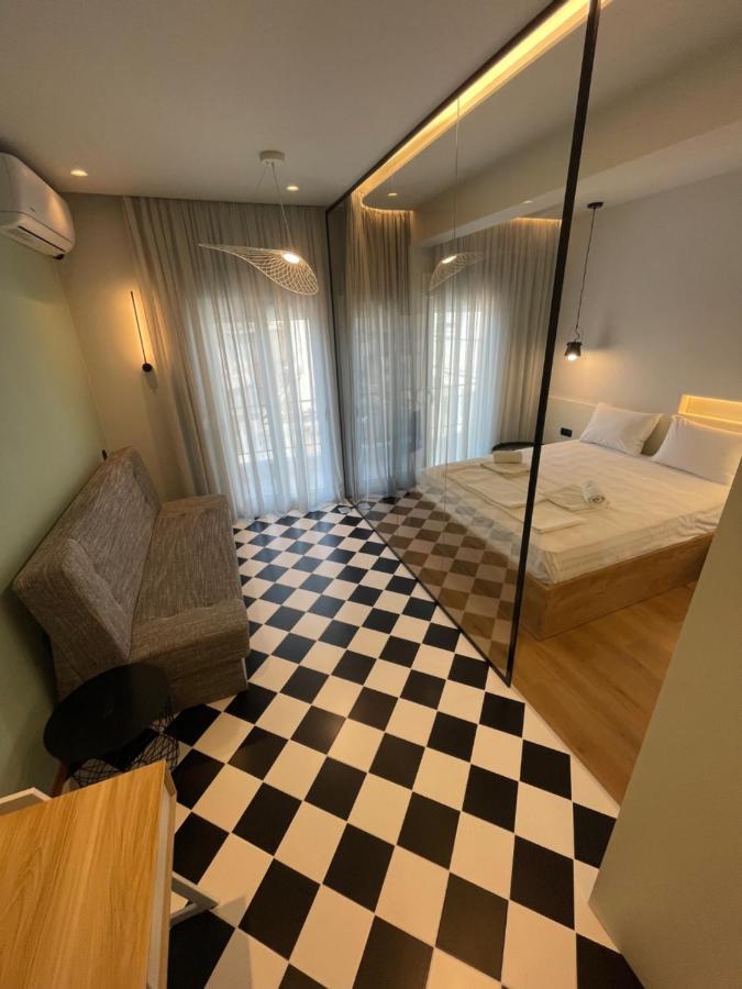 Roua Mat Apartamento Tessalónica Exterior foto