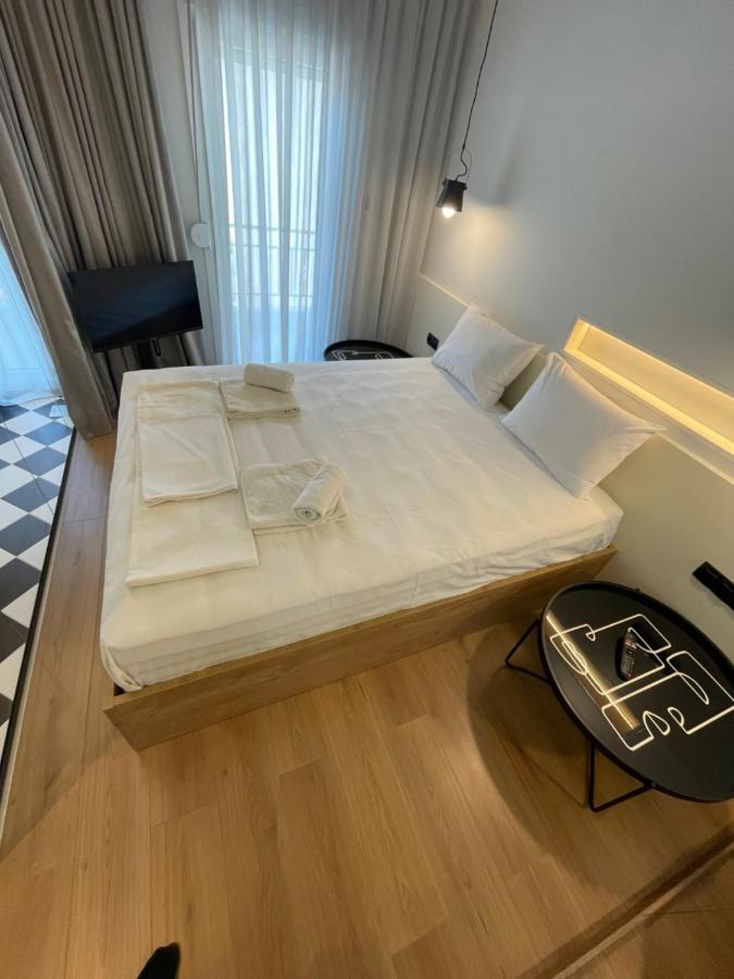 Roua Mat Apartamento Tessalónica Exterior foto
